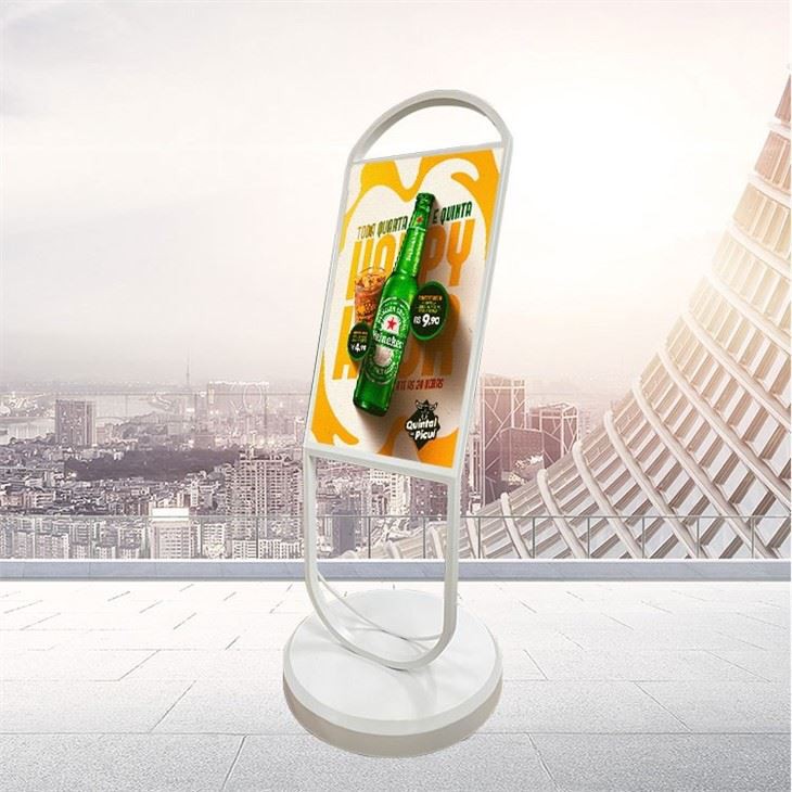 Mobile Battery-powered Digital Signage